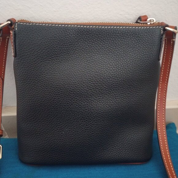 Dooney & Bourke Pebble Grain Letter Carrier Crossbody bag - Picture 4 of 8